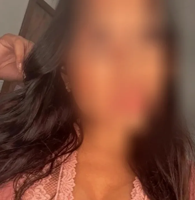 Sophie, 29